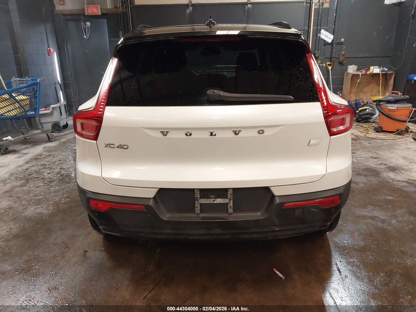 2021 Volvo Xc40 Recharge Pure Electric P8 VIN: YV4ED3UR0M2553467 Lot: 44304000