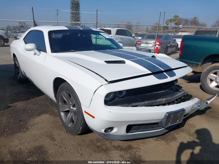 2016 Dodge Challenger Sxt