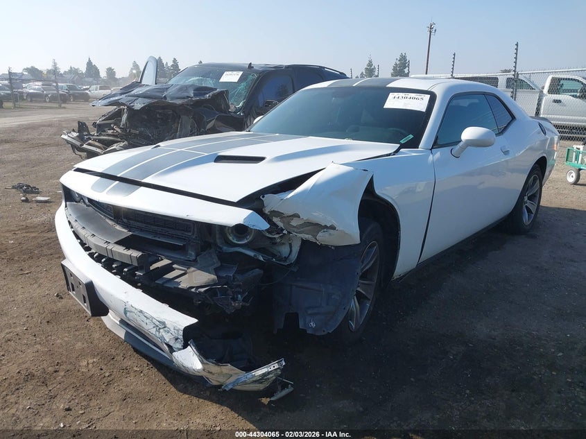 2016 Dodge Challenger Sxt