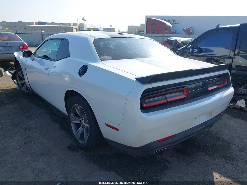 2016 Dodge Challenger Sxt