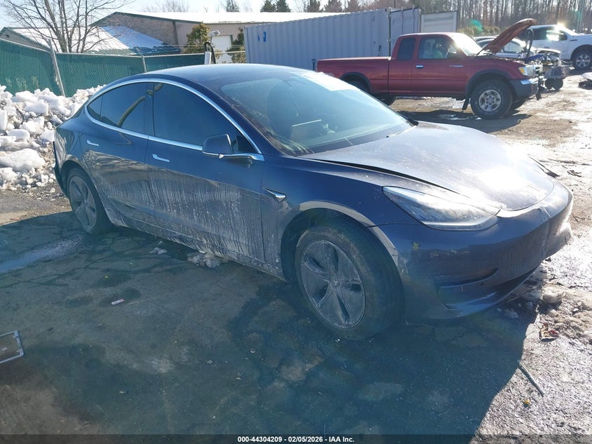 2020 Tesla Model 3 Standard Range Plus Rear-Wheel Drive/Standard Range Rear-Wheel Drive