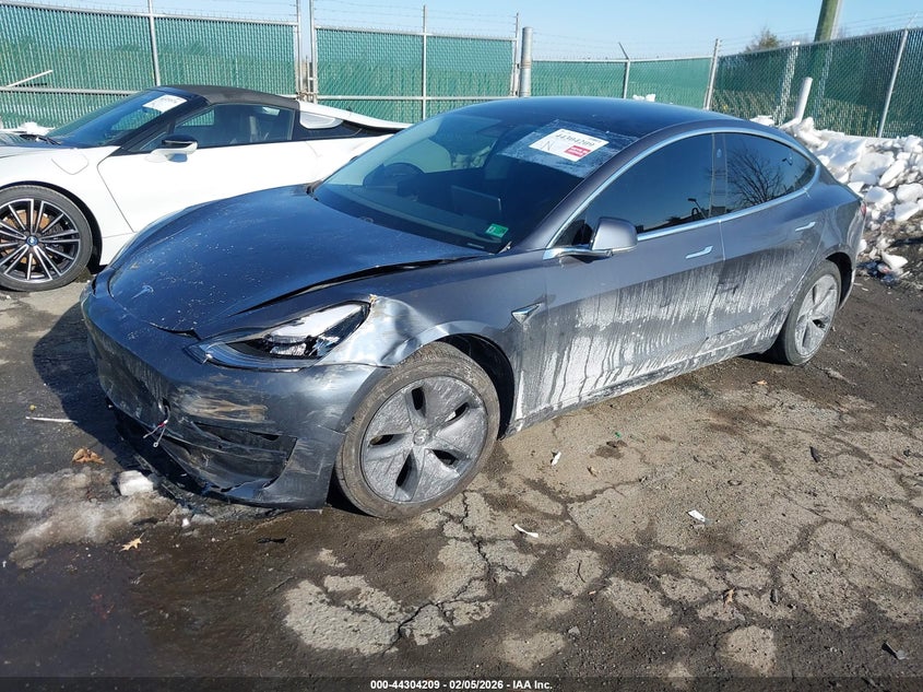 2020 Tesla Model 3 Standard Range Plus Rear-Wheel Drive/Standard Range Rear-Wheel Drive