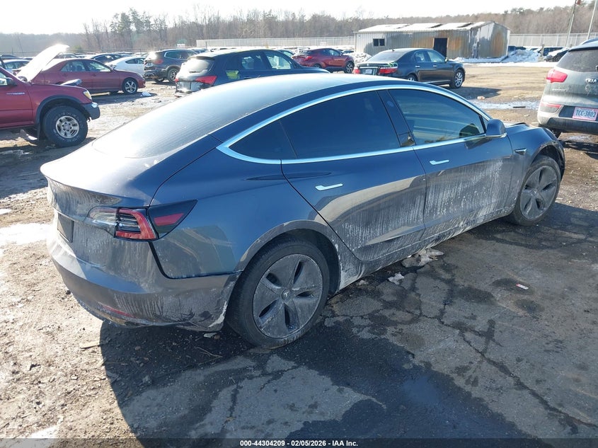 2020 Tesla Model 3 Standard Range Plus Rear-Wheel Drive/Standard Range Rear-Wheel Drive