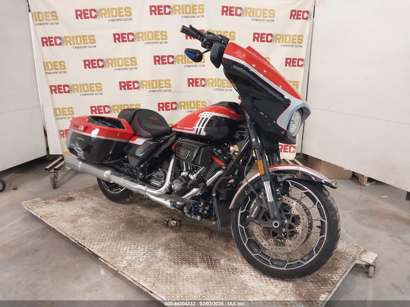 2024 Harley-Davidson Flhxse