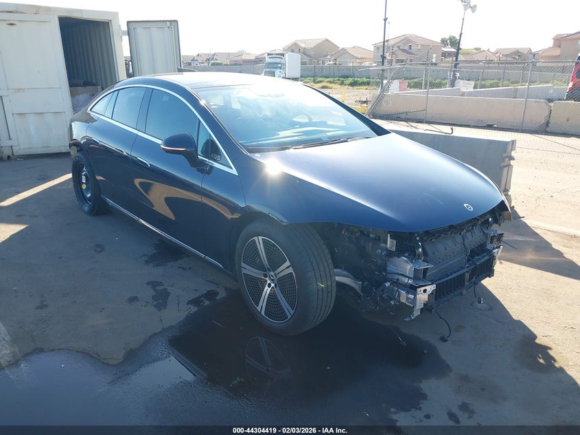 2022 Mercedes-Benz Eqs 450+