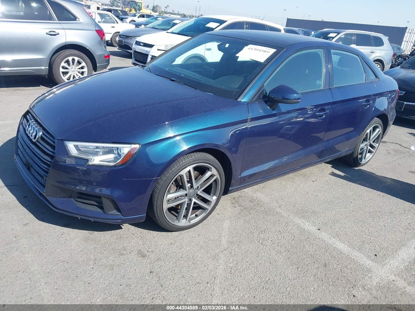 Vin: wauaugff3la102515, lot: 44800969, audi a3 premium 40 tfsi front-wheel drive s tronic 20202