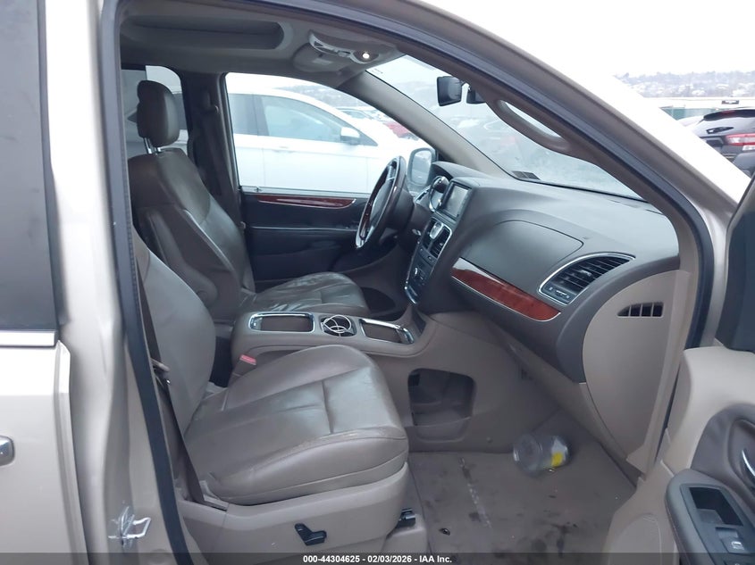 2012 Chrysler Town & Country Limited