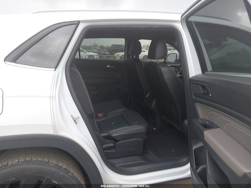 2021 Volkswagen Atlas Cross Sport 2.0T Se W/Technology VIN: 1V2WC2CA2MC237495 Lot: 44304751