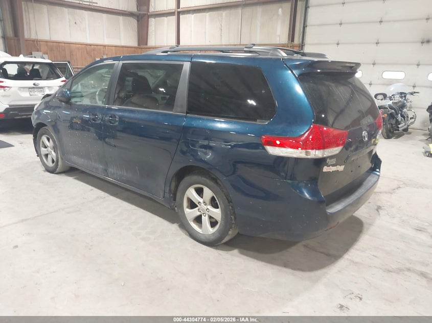 2011 Toyota Sienna Le V6