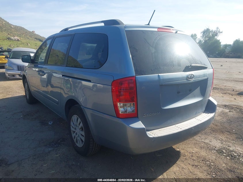 2011 Kia Sedona Lx