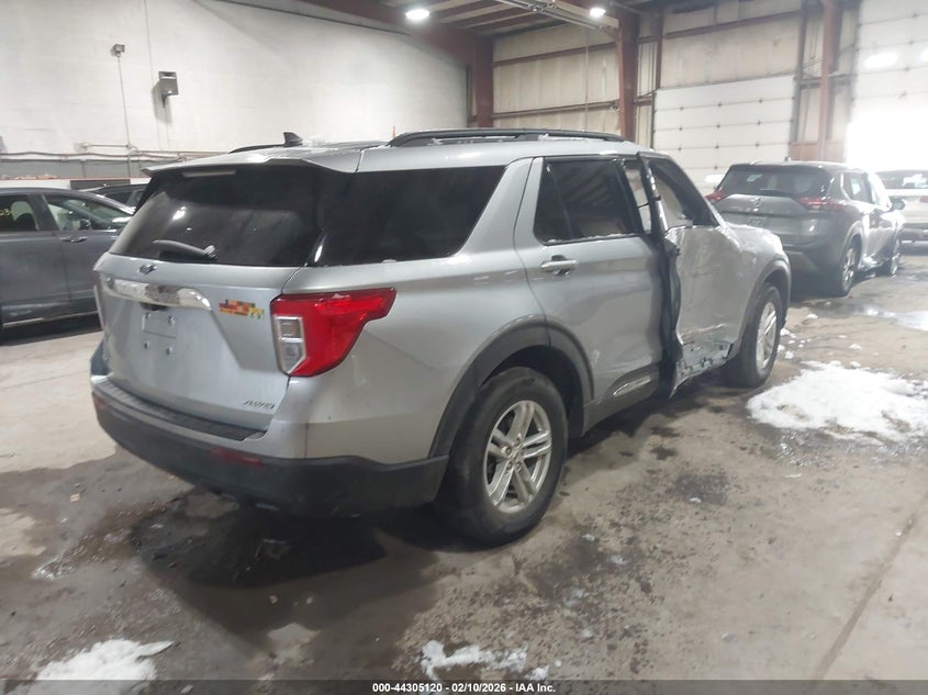 2023 Ford Explorer Xlt