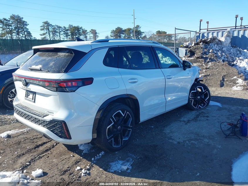 2025 Volkswagen Tiguan 2.0T Sel R-Line