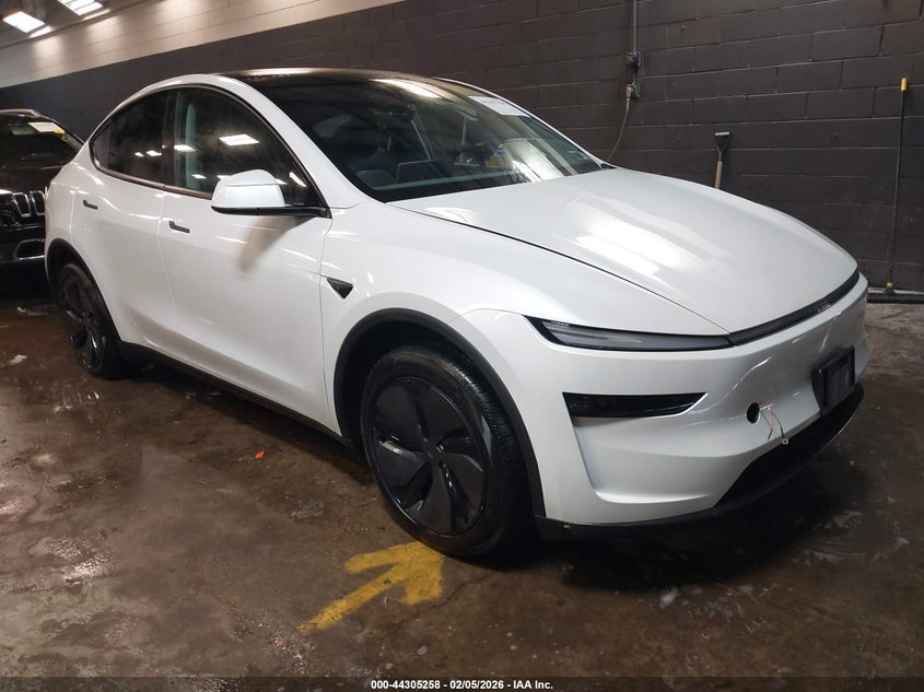 2026 Tesla Model Y Premium Rear-Wheel Drive/Standard Rear-Wheel Drive