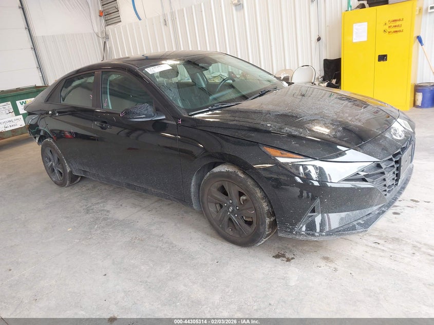 2022 Hyundai Elantra Sel