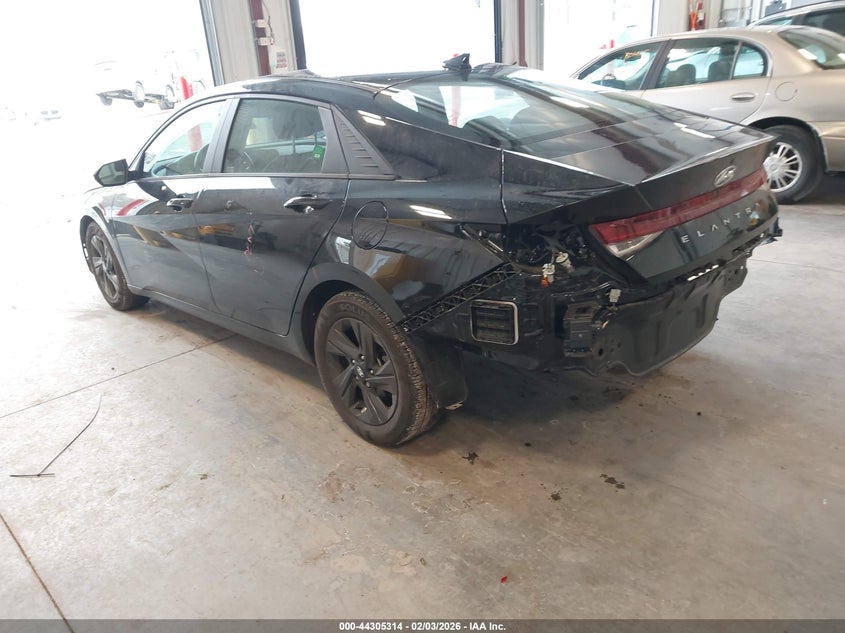 2022 Hyundai Elantra Sel