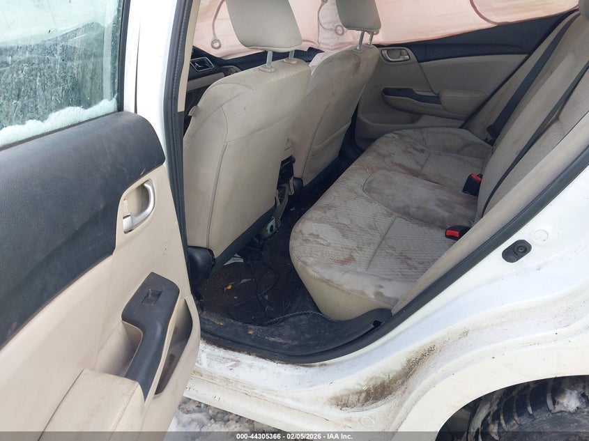 2014 Honda Civic Lx VIN: 19XFB2F5XEE040927 Lot: 44305366