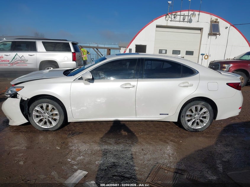 2013 Lexus Es 300H Hybrid #15