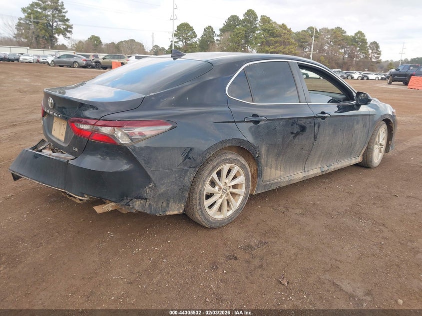 2022 Toyota Camry Le