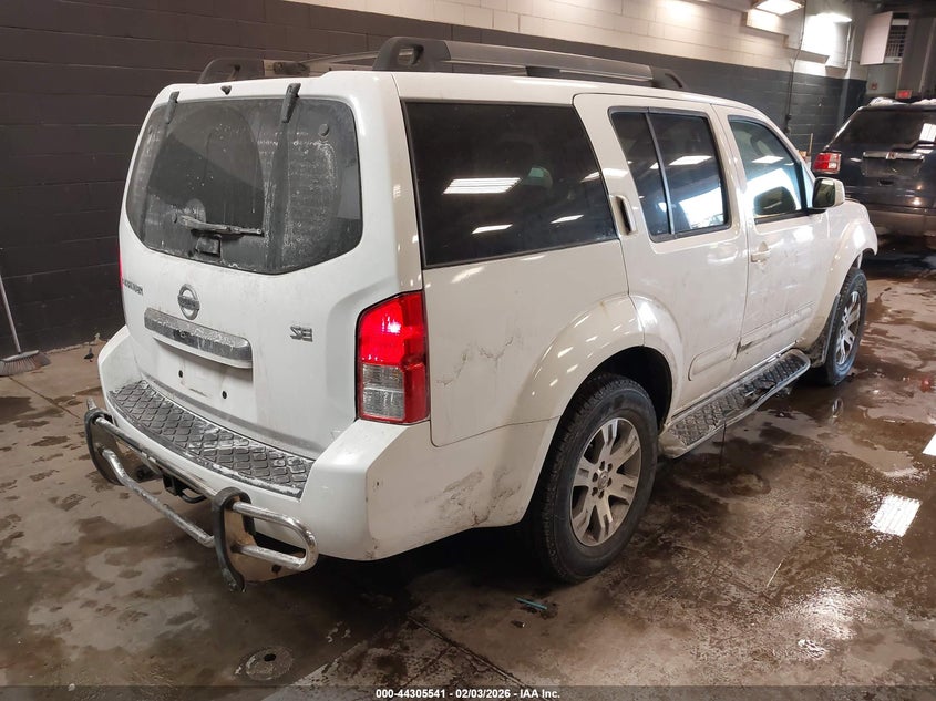 2010 Nissan Pathfinder Se