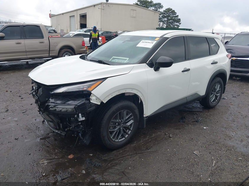 2022 Nissan Rogue S Fwd