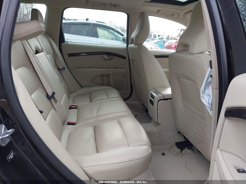 2016 Volvo Xc70 T5 Platinum VIN: YV4612NM1G1268457 Lot: 44305660