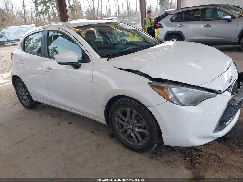 2020 Toyota Yaris Le