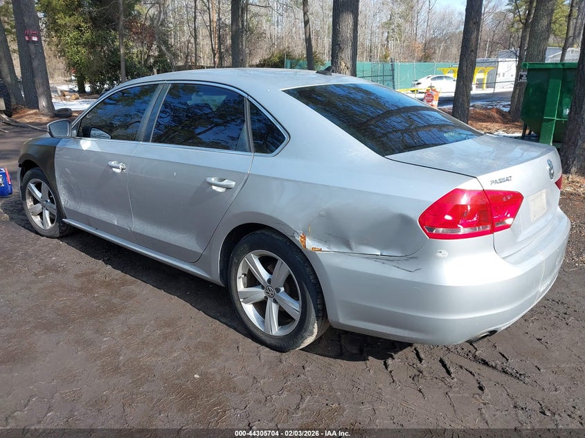 2013 Volkswagen Passat 2.5L Se