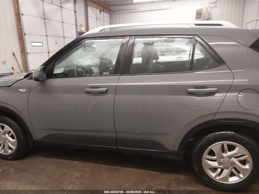 2020 Hyundai Venue Sel VIN: KMHRC8A37LU025945 Lot: 44305708