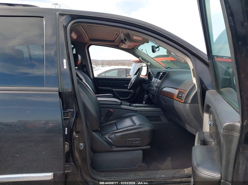 2015 Nissan Armada Platinum