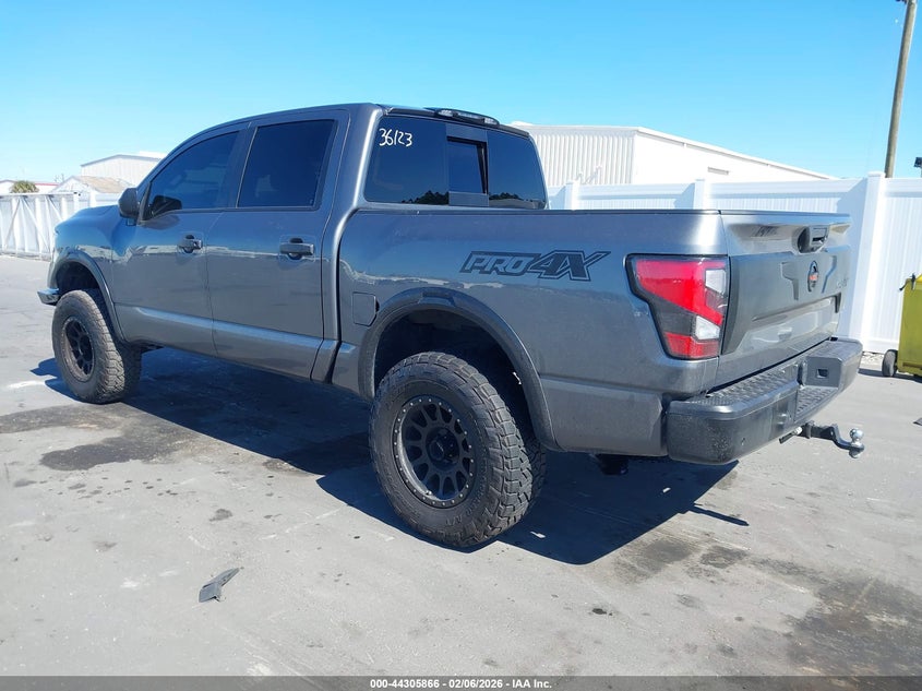 2021 Nissan Titan Pro-4X 4X4