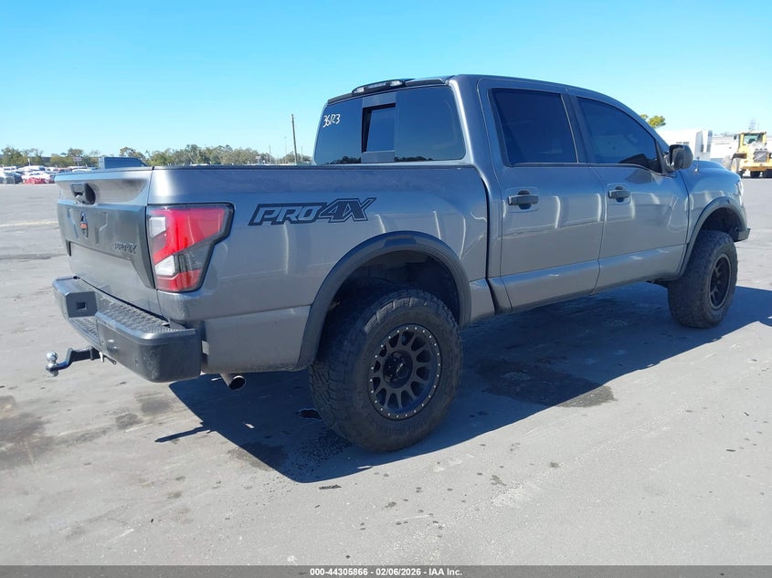 2021 Nissan Titan Pro-4X 4X4