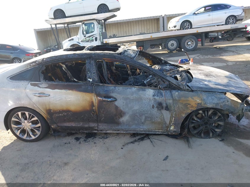 2015 Hyundai Sonata Limited 2.0T VIN: 5NPE34AB6FH176146 Lot: 44305921