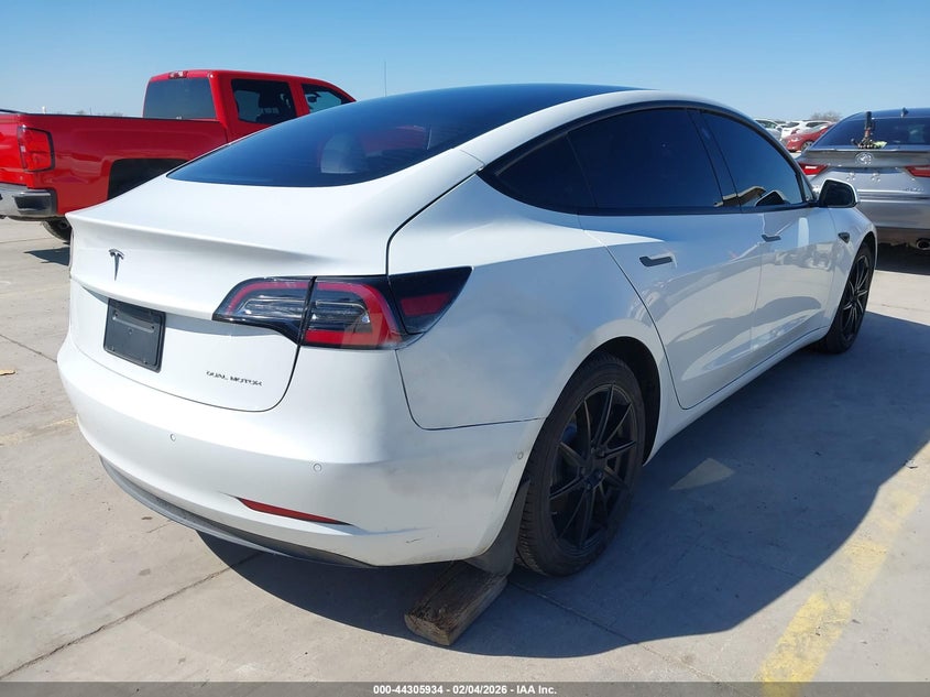 2022 Tesla Model 3 Long Range Dual Motor All-Wheel Drive