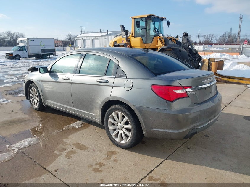 2013 Chrysler 200 Touring