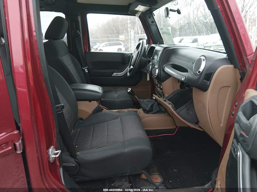 2012 Jeep Wrangler Unlimited Sahara