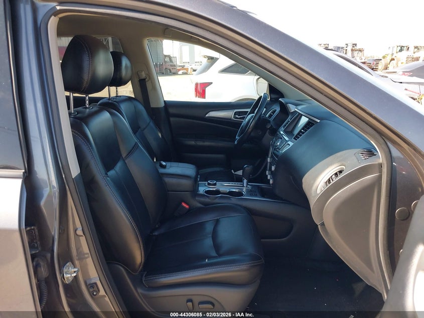 2019 Nissan Pathfinder Sl