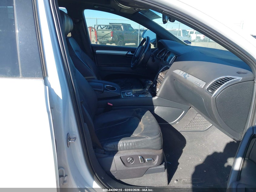 2015 Audi Q7 3.0T S Line Prestige