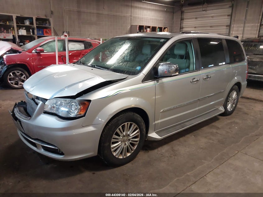 2012 Chrysler Town & Country Limited