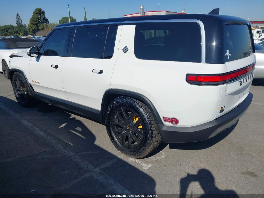 2023 Rivian R1S Adventure