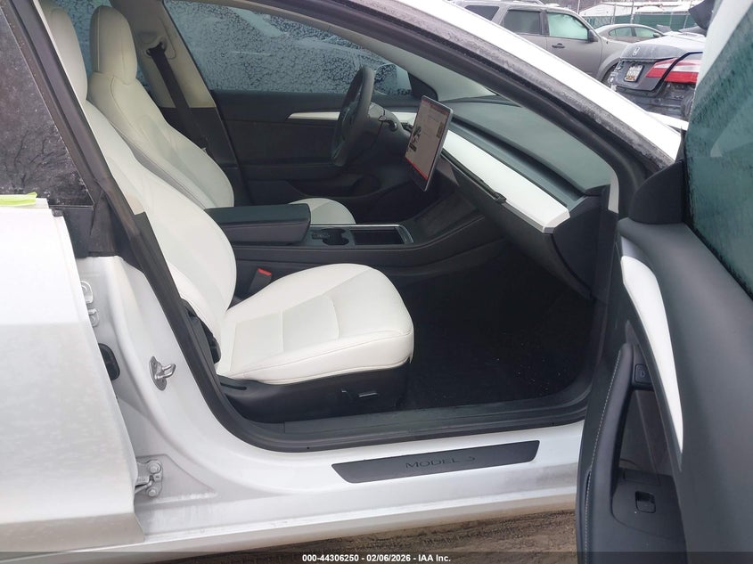 2022 Tesla Model 3 Long Range Dual Motor All-Wheel Drive