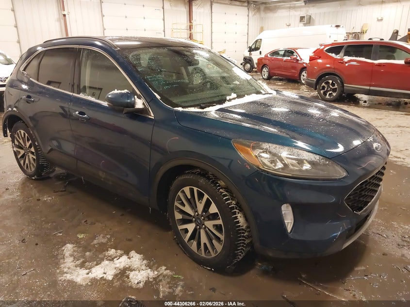 2020 Ford Escape Titanium Hybrid