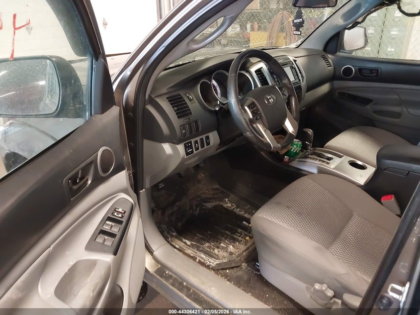 2015 Toyota Tacoma Base V6