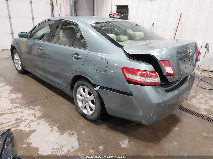 2011 Toyota Camry Le