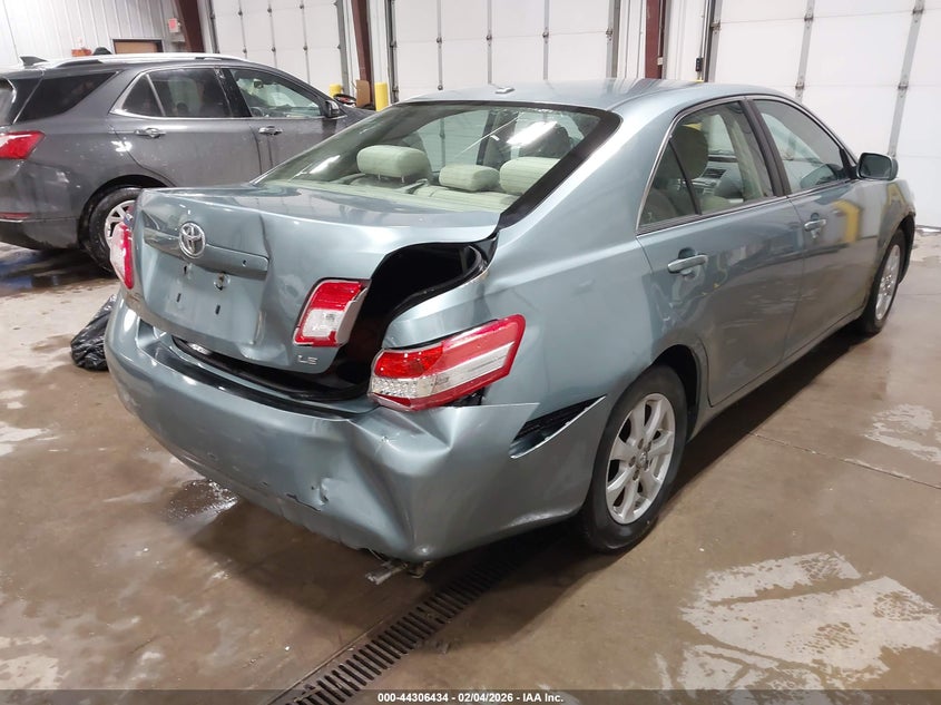 2011 Toyota Camry Le