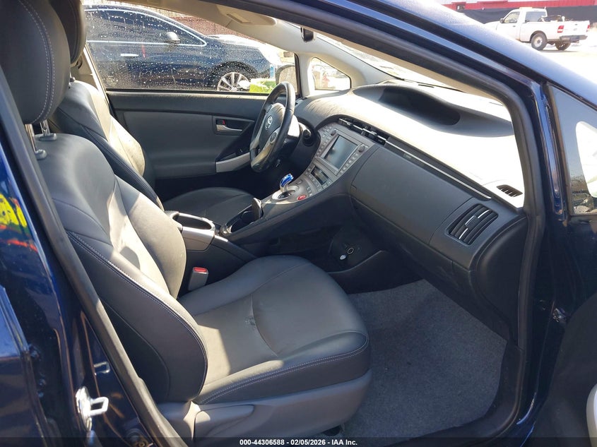 2015 Toyota Prius Five