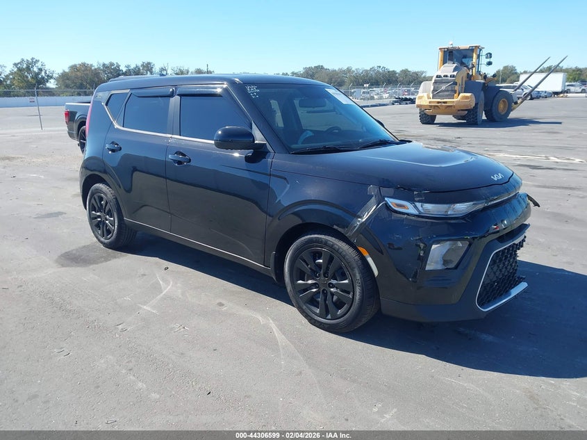 2022 Kia Soul Lx