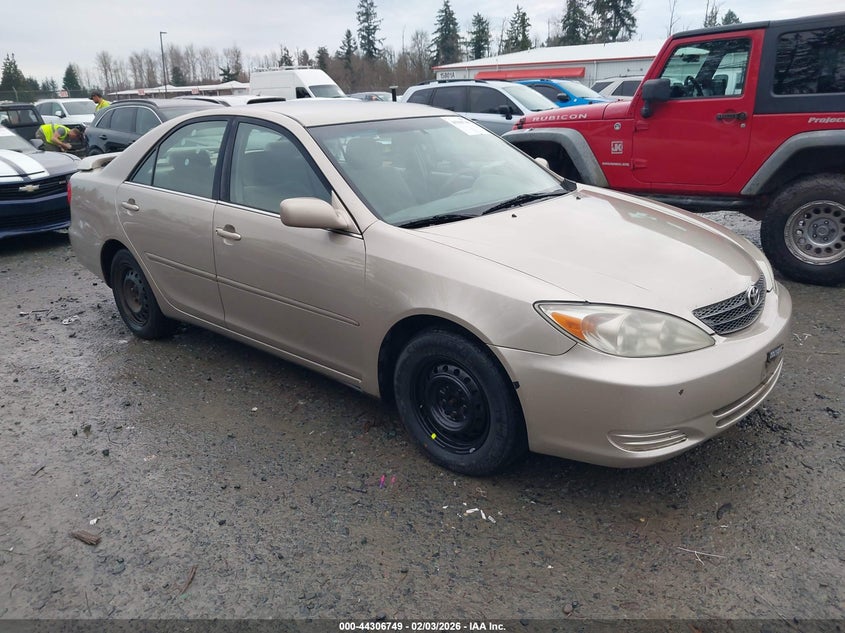 2004 Toyota Camry Le