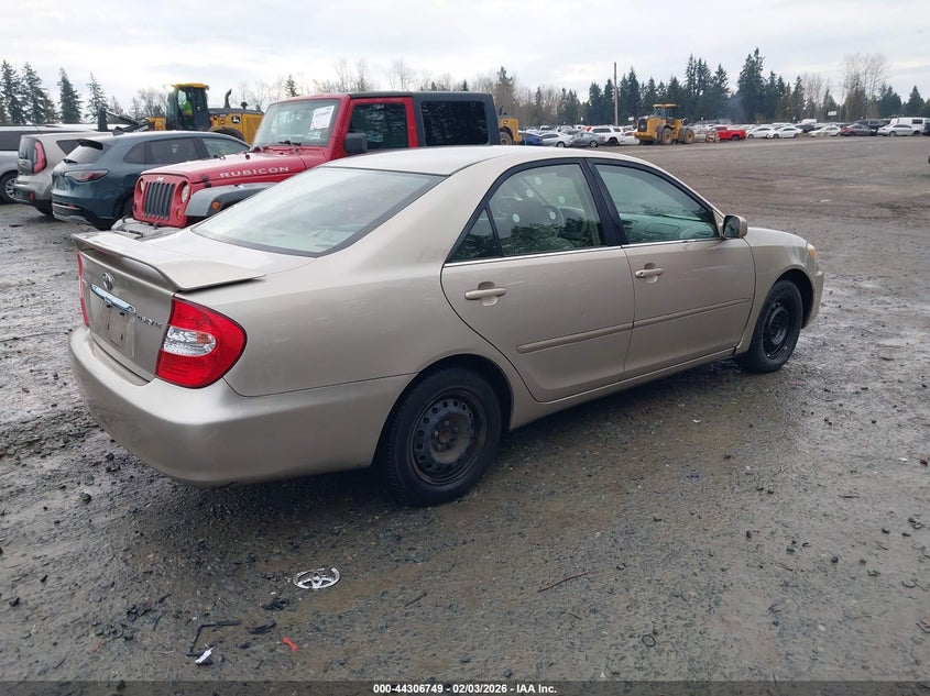 2004 Toyota Camry Le