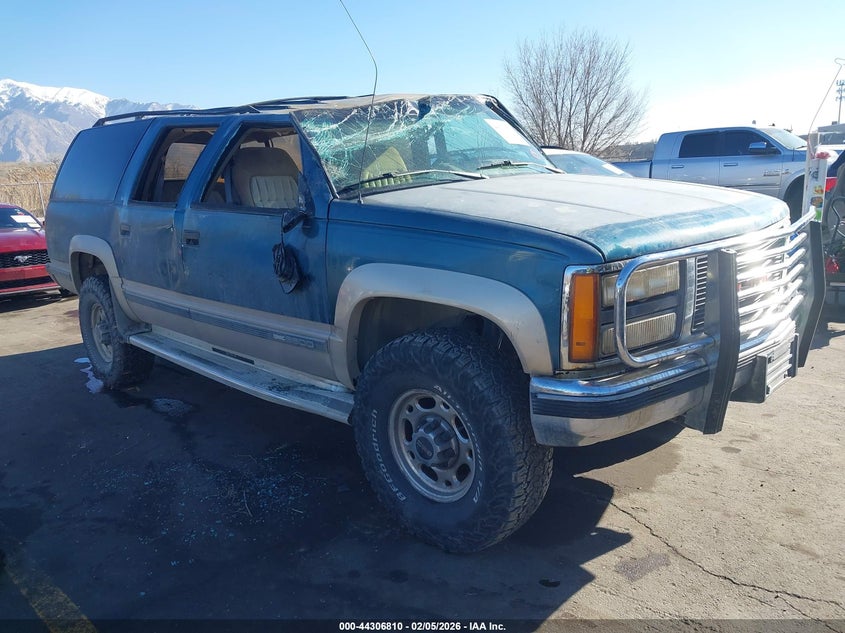 1GKGK26K5PJ742206 GMC SUBURBAN Photo 1