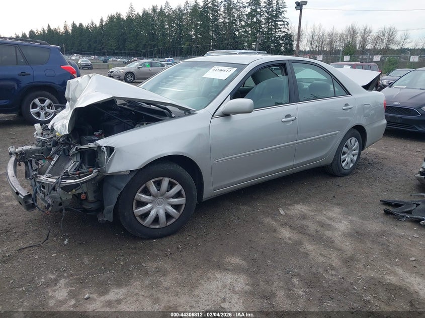 2005 Toyota Camry Le